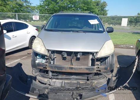 2006 Toyota Sienna Le z USA, uszkodzony, nr VIN 5TDZA23C76S440339